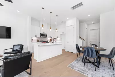 2213 Springwood Vista Lane, Houston, TX 77055 - Photo 9