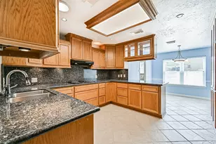 803 Greenbriar Ave, Friendswood, TX 77546 - Photo 17