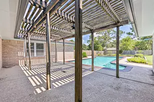 803 Greenbriar Ave, Friendswood, TX 77546 - Photo 43