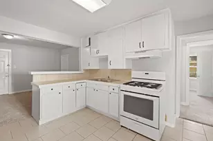 4953 Bataan Rd, Houston, TX 77033 - Photo 19