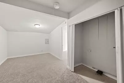 4953 Bataan Road, Houston, TX 77033 - Photo 17