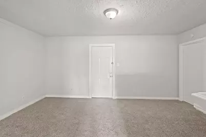 4953 Bataan Road, Houston, TX 77033 - Photo 13