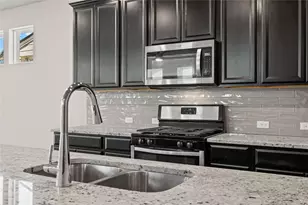 7103 Silver Star Ln, Austin, TX 78744 - Photo 9