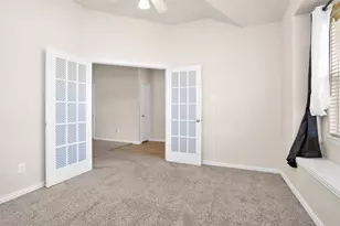 223 Shoreview Dr, Conroe, TX 77303 - Photo 9