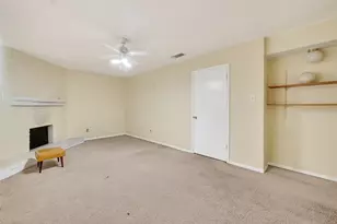 3834 Willow Springs Ln, Houston, TX 77080 - Photo 33