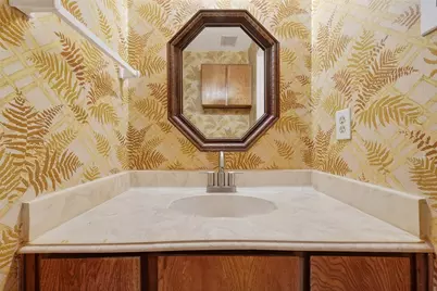 3834 Willow Springs Lane, Houston, TX 77080 - Photo 31