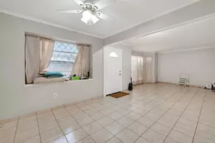 3834 Willow Springs Ln, Houston, TX 77080 - Photo 11