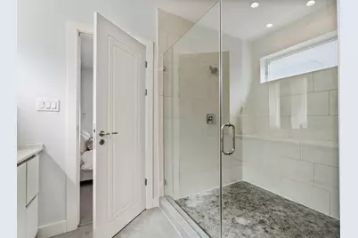 1144 W 17th Street, Houston, TX 77008 - Photo 25