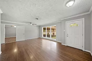 2835 Dragonwick Dr, Houston, TX 77045 - Photo 5