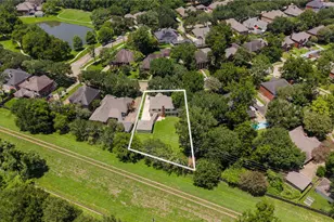 4519 Warwick Dr, Sugar Land, TX 77479 - Photo 3