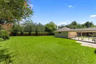 4519 Warwick Dr, Sugar Land, TX 77479 - Photo 5