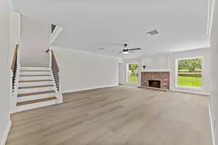 4519 Warwick Dr, Sugar Land, TX 77479 - Photo 15