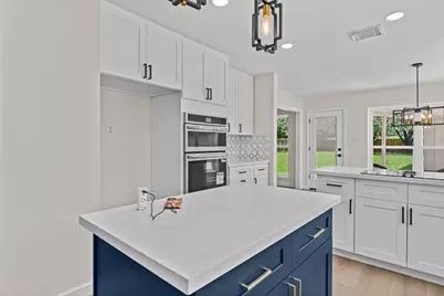 4519 Warwick Drive, Sugar Land, TX 77479 - Photo 13