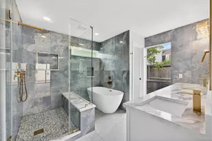 2218 Ashford Hollow Ln, Houston, TX 77077 - Photo 9
