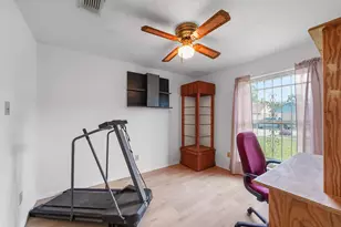 11835 Guadalupe River Dr, Houston, TX 77067 - Photo 9