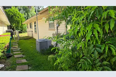 1301 Olive Street, Baytown, TX 77520 - Photo 25