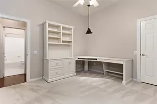 146 E Northcastle Cir, The Woodlands, TX 77384 - Photo 21