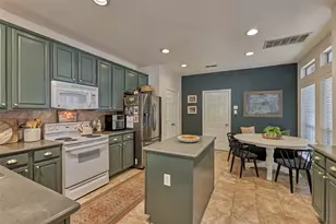 7 W Greenhill Terrace Pl, The Woodlands, TX 77382 - Photo 9