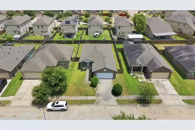 10702 Jordan Heights Drive, Houston, TX 77016 - Photo 21