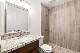 10702 Jordan Heights Dr, Houston, TX 77016 - Photo 15