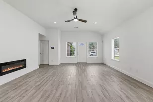 10702 Jordan Heights Dr, Houston, TX 77016 - Photo 5