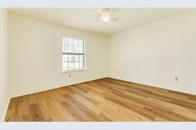 305 Freeman Boulevard, West Columbia, TX 77486 - Photo 25