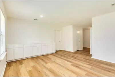 305 Freeman Boulevard, West Columbia, TX 77486 - Photo 19