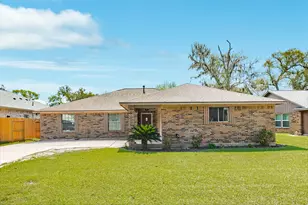 305 Freeman Blvd, West Columbia, TX 77486 - Photo 1
