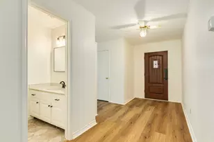 305 Freeman Blvd, West Columbia, TX 77486 - Photo 7