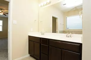 9702 Massanutten Ln, Richmond, TX 77469 - Photo 17