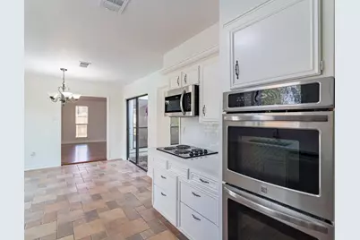 2006 Carriage Court, Richmond, TX 77406 - Photo 13