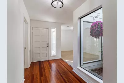 2006 Carriage Court, Richmond, TX 77406 - Photo 5