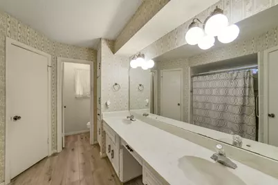 11922 Moorcreek Drive, Houston, TX 77070 - Photo 33