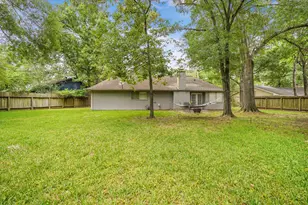 1998 Lake Creek Dr, Houston, TX 77339 - Photo 37