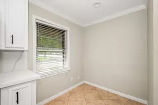 5037 W 43rd St, Houston, TX 77092 - Photo 17