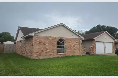 9918 Willmont Road, La Porte, TX 77571 - Photo 3