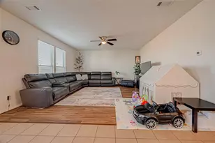 13907 Rimple Bend Ln, Houston, TX 77048 - Photo 5