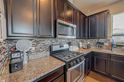 13907 Rimple Bend Lane, Houston, TX 77048 - Photo 11