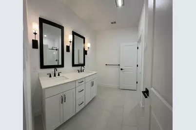 4723 Bay Vista Drive, Baytown, TX 77523 - Photo 19