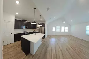 4723 Bay Vista Dr, Baytown, TX 77523 - Photo 11