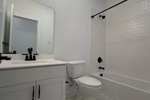 4723 Bay Vista Dr, Baytown, TX 77523 - Photo 9