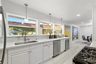 6938 Mobud Dr, Houston, TX 77074 - Photo 11