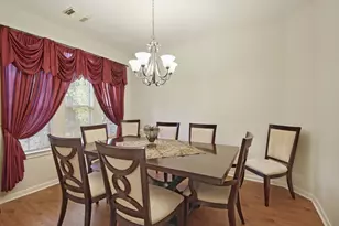 12127 Lismore Lake Dr, Cypress, TX 77429 - Photo 9