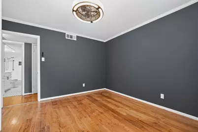 7575 Katy Freeway #18, Houston, TX 77024 - Photo 13