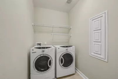 110 N Victoriana Circle, The Woodlands, TX 77389 - Photo 35