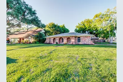 1802 Terrence Drive, Stafford, TX 77477 - Photo 3