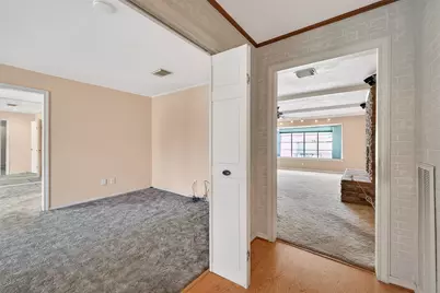 1722 Shannon Valley Drive, Houston, TX 77077 - Photo 5