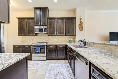 26 W Oaks Drive, Houston, TX 77058 - Photo 13
