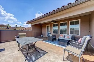 26 W Oaks Dr, Houston, TX 77058 - Photo 25