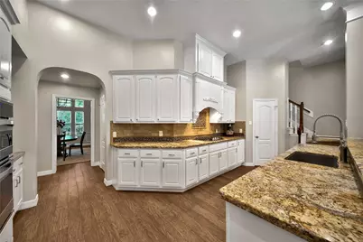 10635 Clubhouse Circle, Magnolia, TX 77354 - Photo 13